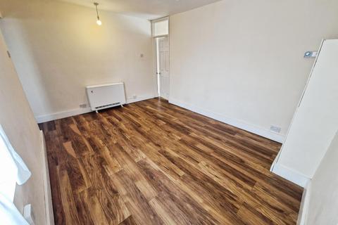 1 bedroom flat to rent, Hitchin Road, Luton, LU2