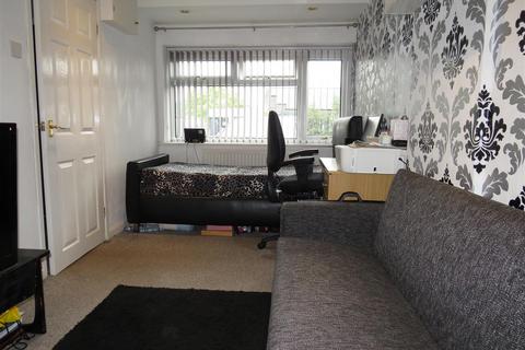 3 bedroom semi-detached house for sale, Hilltop Drive, Birmingham B36