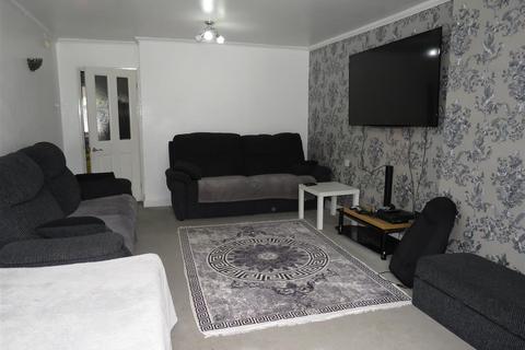 3 bedroom semi-detached house for sale, Hilltop Drive, Birmingham B36