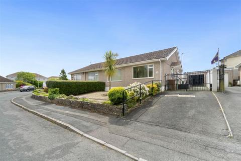 2 bedroom bungalow to rent, Oak Tree Park, Plymouth