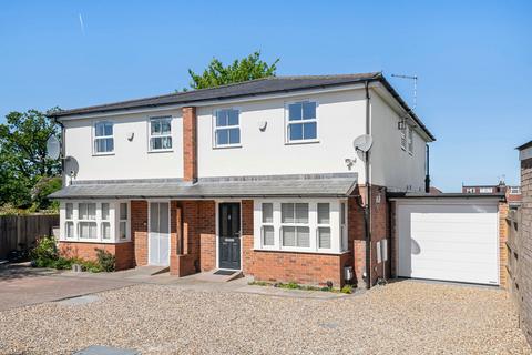 4 bedroom semi-detached house for sale, Dugdale Hill Lane, Potters Bar, EN6