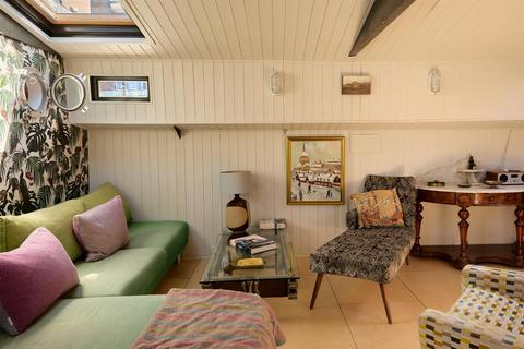 2 bedroom houseboat for sale, St Marys Pier Wandsworth, Battersea, SW11