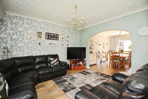4 bedroom detached bungalow for sale, Syston Road, Queniborough, LE7