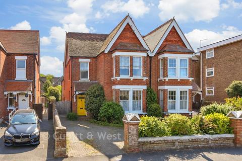 5 bedroom semi-detached house for sale, Beach Road, Littlehampton BN17