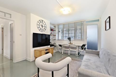 2 bedroom flat for sale, Flaxman Road, London, SE5
