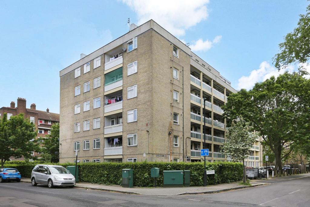 Apartment in London, Lilford Estate, Loughborough Junction - View 4