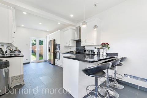 Waddon Park Avenue, Croydon