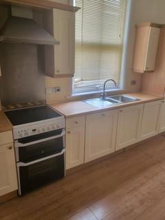 2 bedroom maisonette to rent, Stanhope Road, Darlington