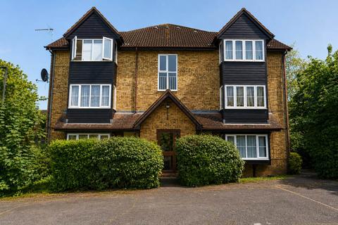 Cambrian Green, London