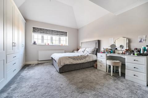 5 bedroom semi-detached house for sale, Bellevue Road, London