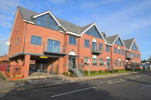 2 bedroom apartment for sale, Woodside Road, Amersham HP6