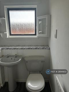 2 bedroom semi-detached house to rent, West Pilton Terrace, Edinburgh, EH4