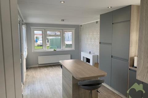 2 bedroom mobile home for sale, Burlingham Park, Garstang, Preston, Lancashire, PR3 1RT