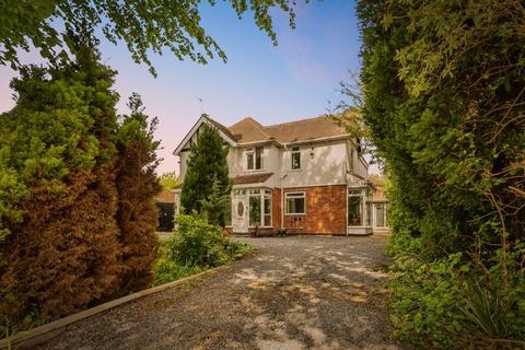 4 bedroom detached house for sale, Nottingham Road, Burton Joyce, Nottingham, Nottinghamshire, NG14
