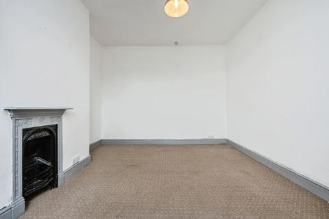 3 bedroom terraced house for sale, York Road, Rushden, Northamptonshire, NN10