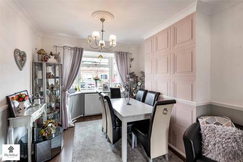 4 bedroom semi-detached house for sale, Galway Avenue, Harworth & Bircotes, Doncaster, South Yorkshire, DN11