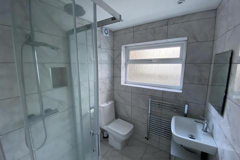 1 bedroom flat to rent, 8a Llantrisant Street Cathays, Cardiff CF24