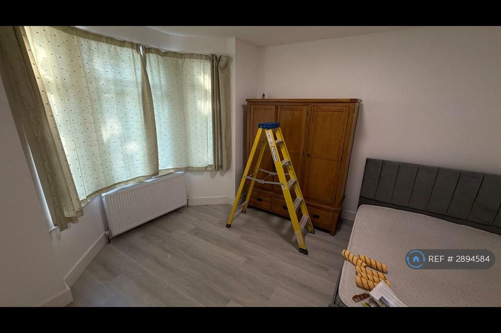 House in London - View 5