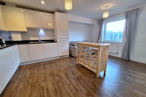 1 bedroom flat to rent, Tudor Road, Reading