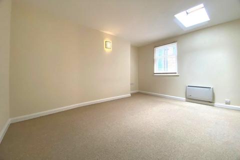 1 bedroom flat to rent, St. Aldate Street, Gloucester GL1