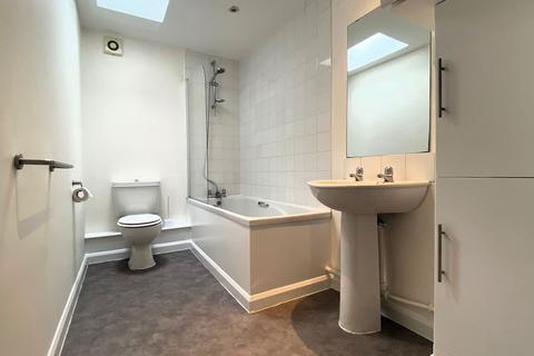 1 bedroom flat to rent, St. Aldate Street, Gloucester GL1
