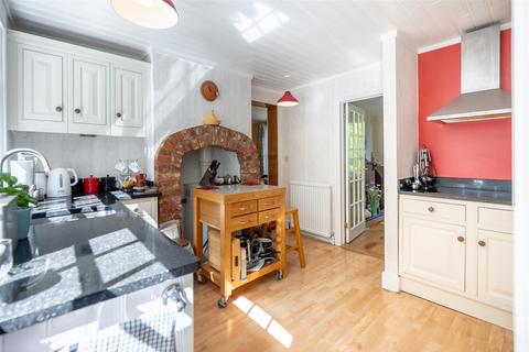 3 bedroom house for sale, Harlow Common, North Weald Bassett CM17