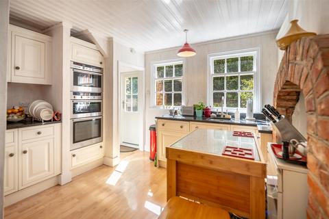 3 bedroom house for sale, Harlow Common, North Weald Bassett CM17