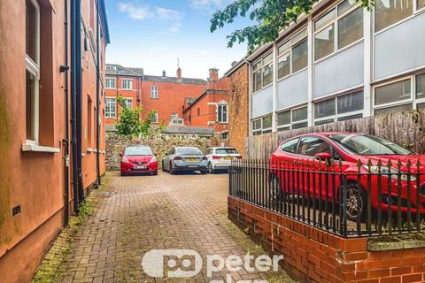 2 bedroom apartment to rent, The Parade, Cardiff, CF24