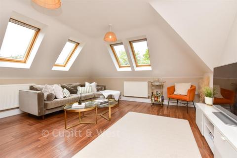 2 bedroom apartment for sale, 2 Outwood Lane, Chipstead CR5
