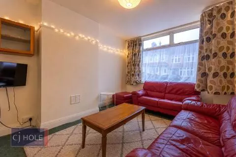 5 bedroom terraced house to rent - View 2
