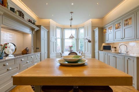 4 bedroom ground floor flat for sale, 5 Castlebeigh Park, Pitlochry PH16 5QH