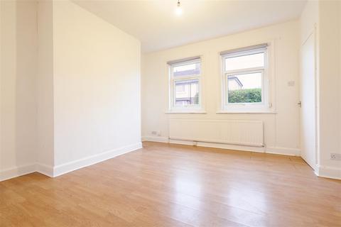 2 bedroom end of terrace house for sale, Third Avenue, Morpeth