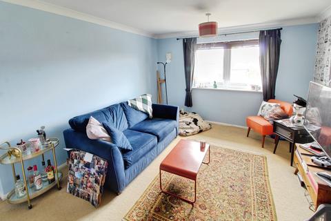 2 bedroom flat to rent, Overland Mews, Peterborough PE2