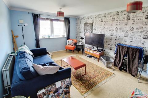 2 bedroom flat to rent, Overland Mews, Peterborough PE2