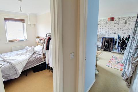 2 bedroom flat to rent, Overland Mews, Peterborough PE2