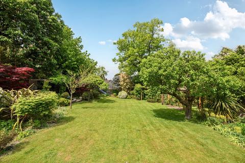 6 bedroom detached house for sale, Harvey Road, Guildford, Surrey, GU1