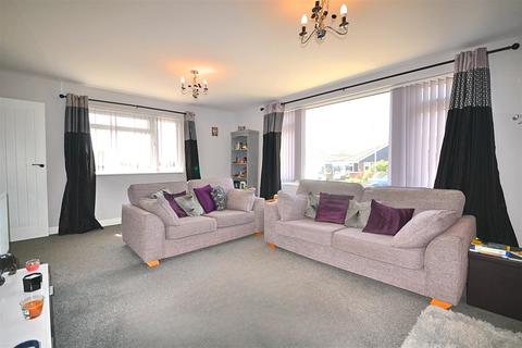 3 bedroom detached bungalow for sale, Ellerslie Close, Charminster, Dorchester