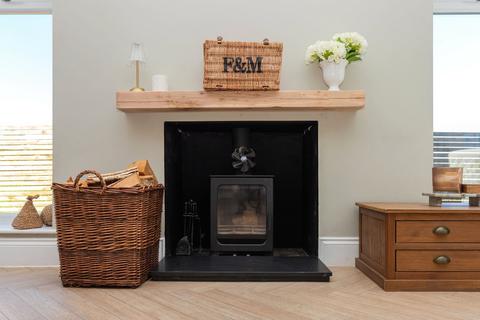 3 bedroom detached house for sale, Fenwick Road, Kilmaurs, Kilmarnock, East Ayrshire