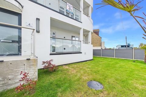 2 bedroom apartment for sale, The Parade, New Romney TN28
