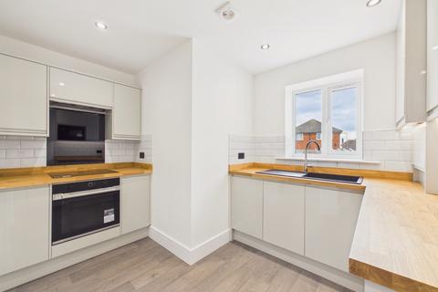 2 bedroom apartment for sale, The Parade, New Romney TN28