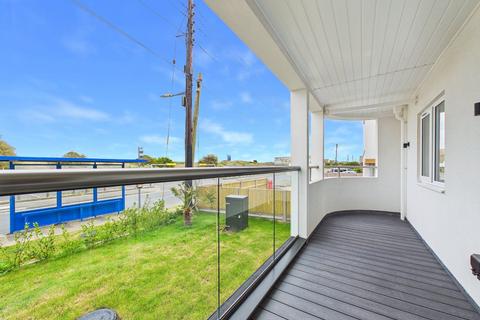 2 bedroom apartment for sale, The Parade, New Romney TN28