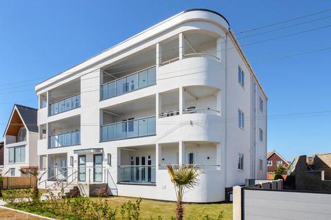 2 bedroom apartment for sale, The Parade, New Romney TN28