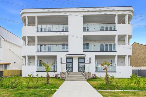 2 bedroom penthouse for sale, The Parade, New Romney TN28