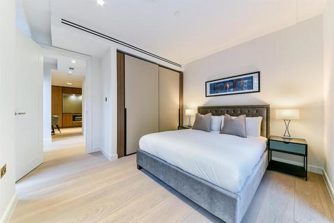 1 bedroom apartment to rent, Lincoln Square, Portugal Street, WC2A