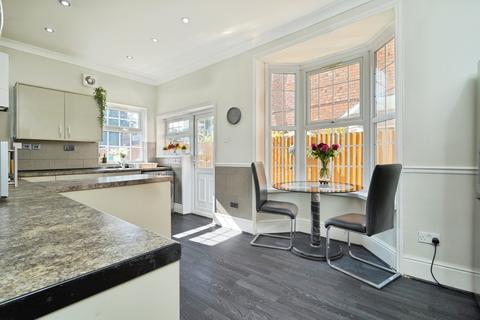 4 bedroom terraced house for sale, The Avenue, Acocks Green, Birmingham, West Midlands, B27