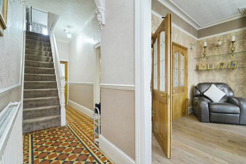 4 bedroom terraced house for sale, The Avenue, Acocks Green, Birmingham, West Midlands, B27