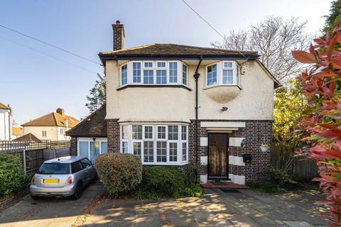 3 bedroom detached house for sale, Woodyates Road, Lee