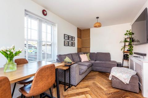 3 bedroom terraced house for sale, Belfry Mews, Rushden NN10