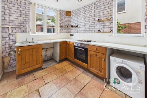 3 bedroom end of terrace house for sale, Cavendish Road, Carlton, Nottingham