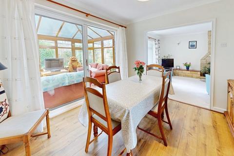 4 bedroom detached house for sale, Foxgrove Drive